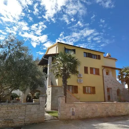 Apartment Medulin 3 *